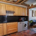 Gregoire Apartment
